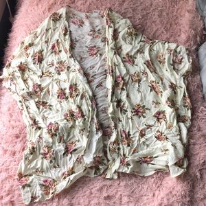 great for any summer or spring outfit!